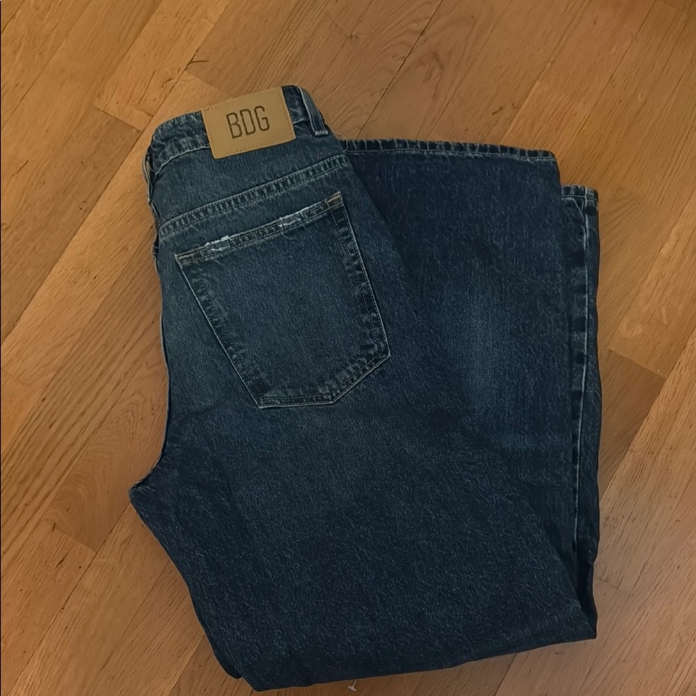 BDG Blue Relaxed Jeans Classic Style